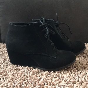 Bella Marie black booties